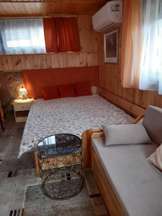 Matyas Apartman Tard المظهر الخارجي الصورة